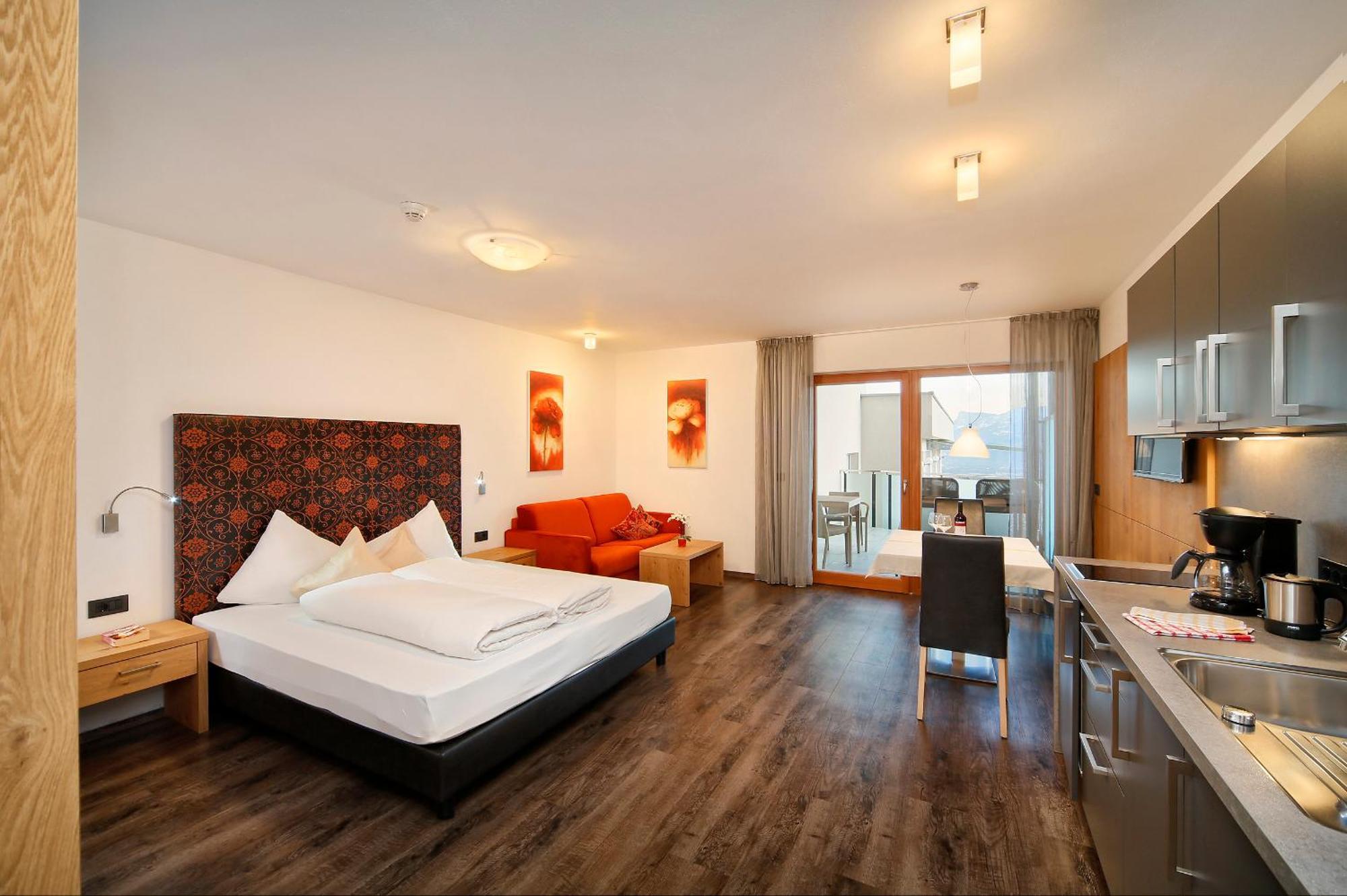 Appartement-Hotel Beatenhof Tirolo Exteriör bild