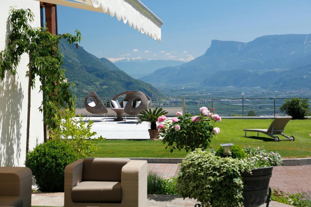 Appartement-Hotel Beatenhof Tirolo Exteriör bild